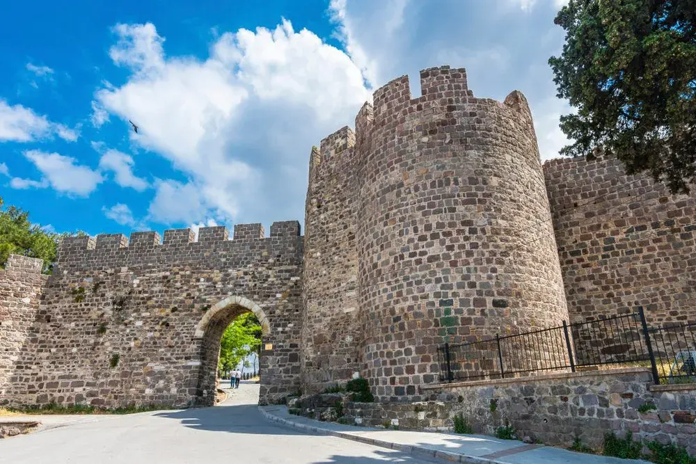 tourist destinations in Izmir, Kadifekale Castle